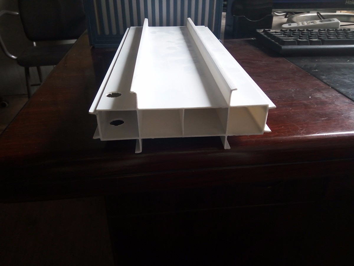 晋城立面拉缝板 (1)150MM宽拉缝板